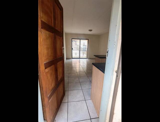 2 BEDROOM APARTMENT FOR SALE IN GROBLERPARK